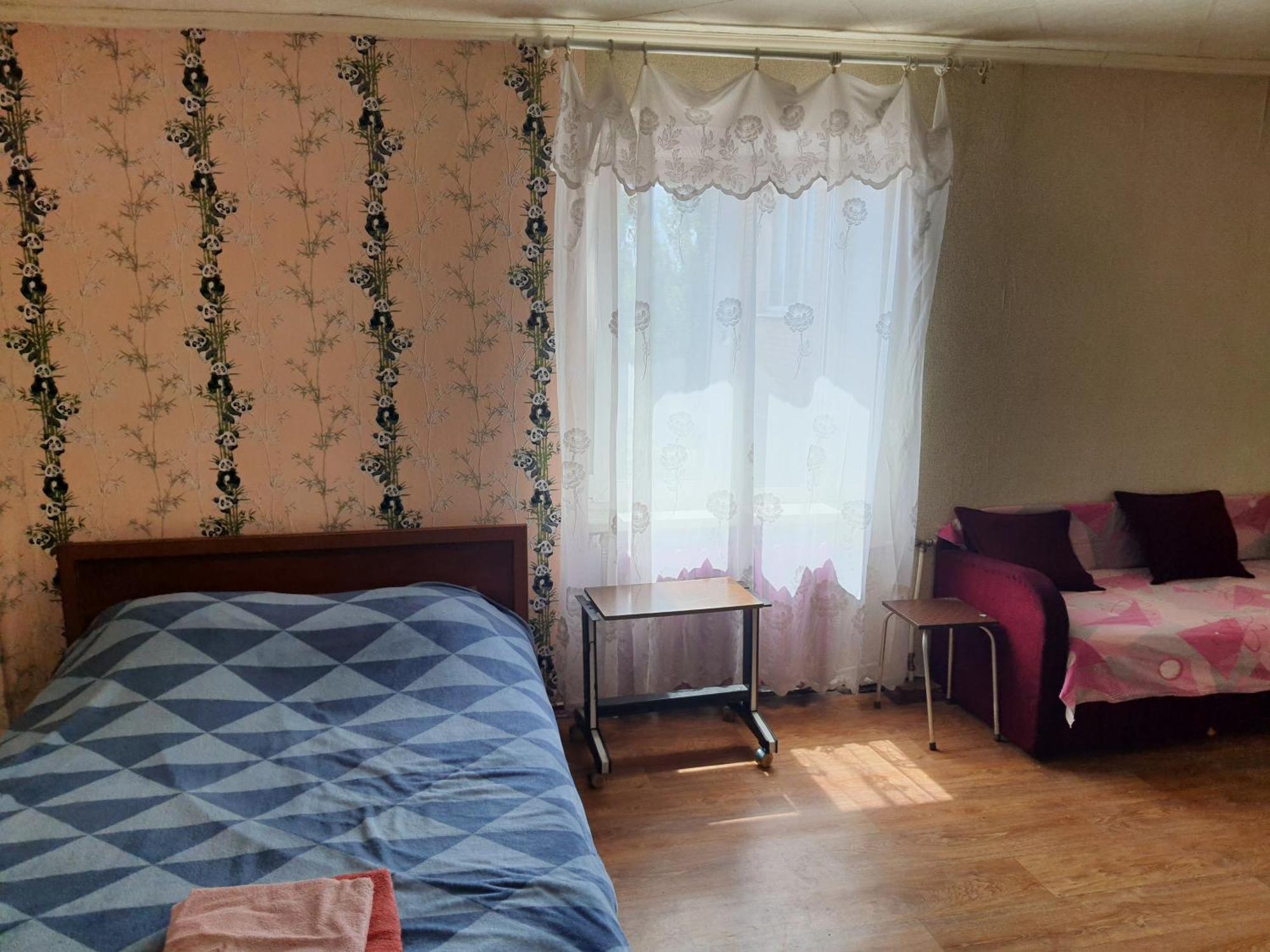 однокімнатна подобово у центрі міста * Kryvyi Rih